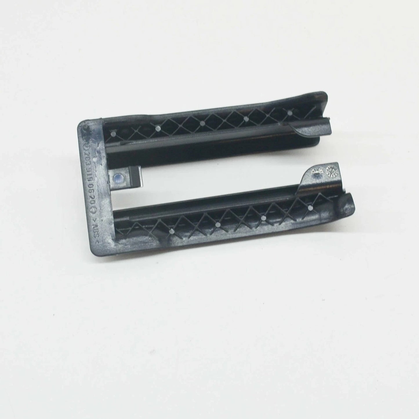 NEW MB C W203 FRONT RIGHT SEAT OUTSIDE REAR COVER CAP A20391906209051 ORIGINAL