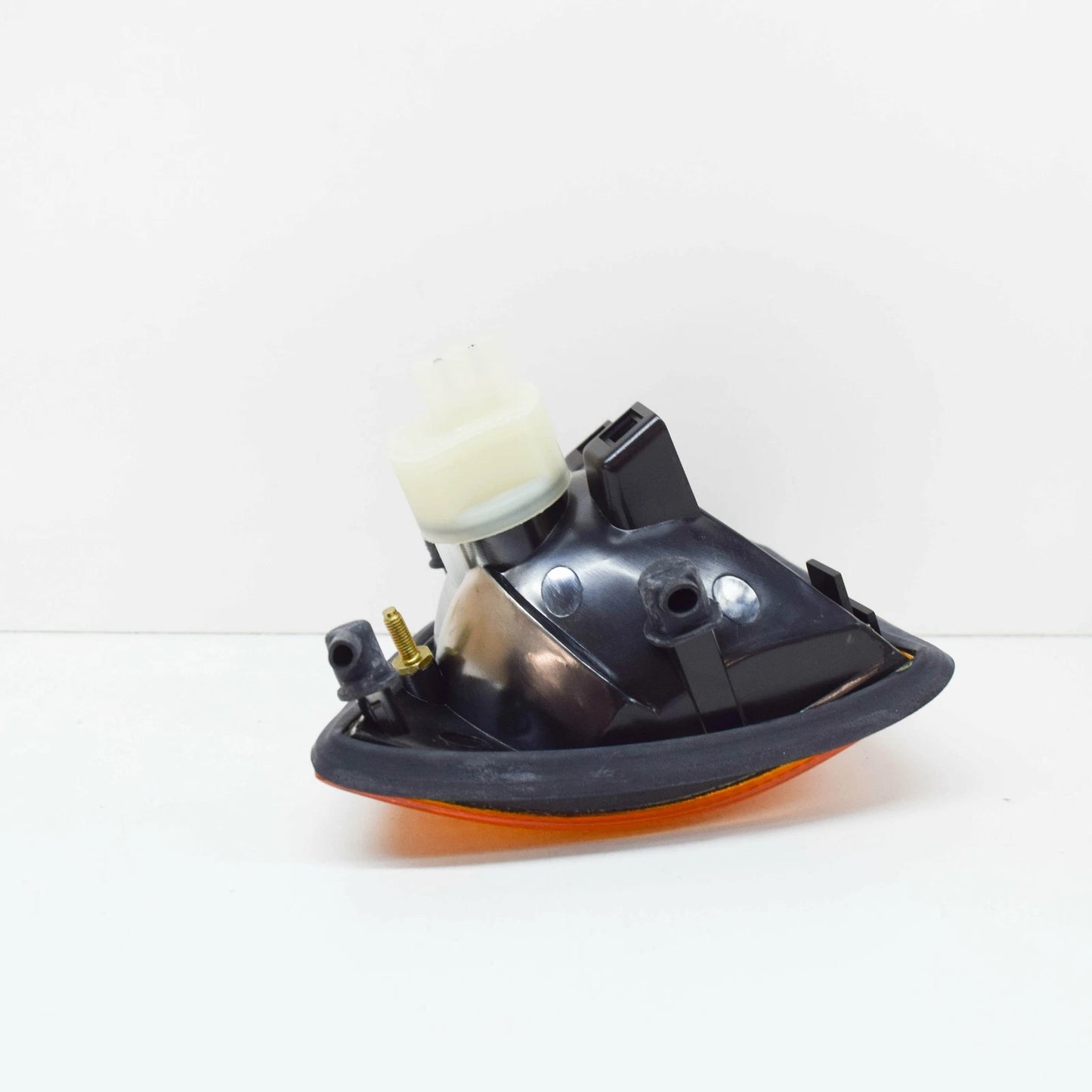 NEW BMW 7 E32 LEFT TURN SIGNAL INDICATOR CORNER 63131374011 ORIGINAL