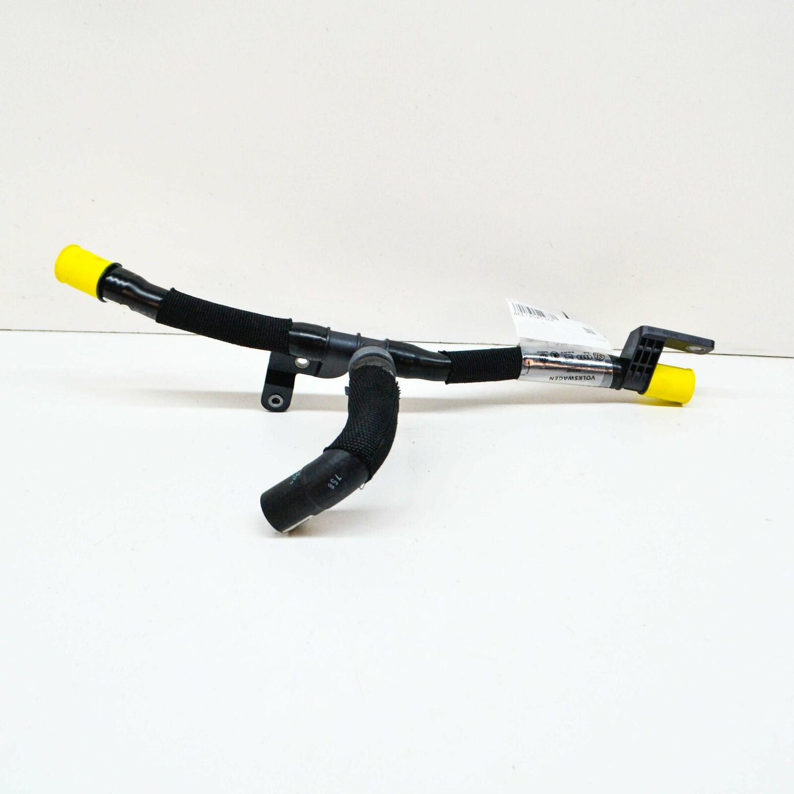 NEW AUDI E-TRON REAR RIGHT DRIVE MOTOR BATTERY PACK COOLANT HOSE 4KE145053AA