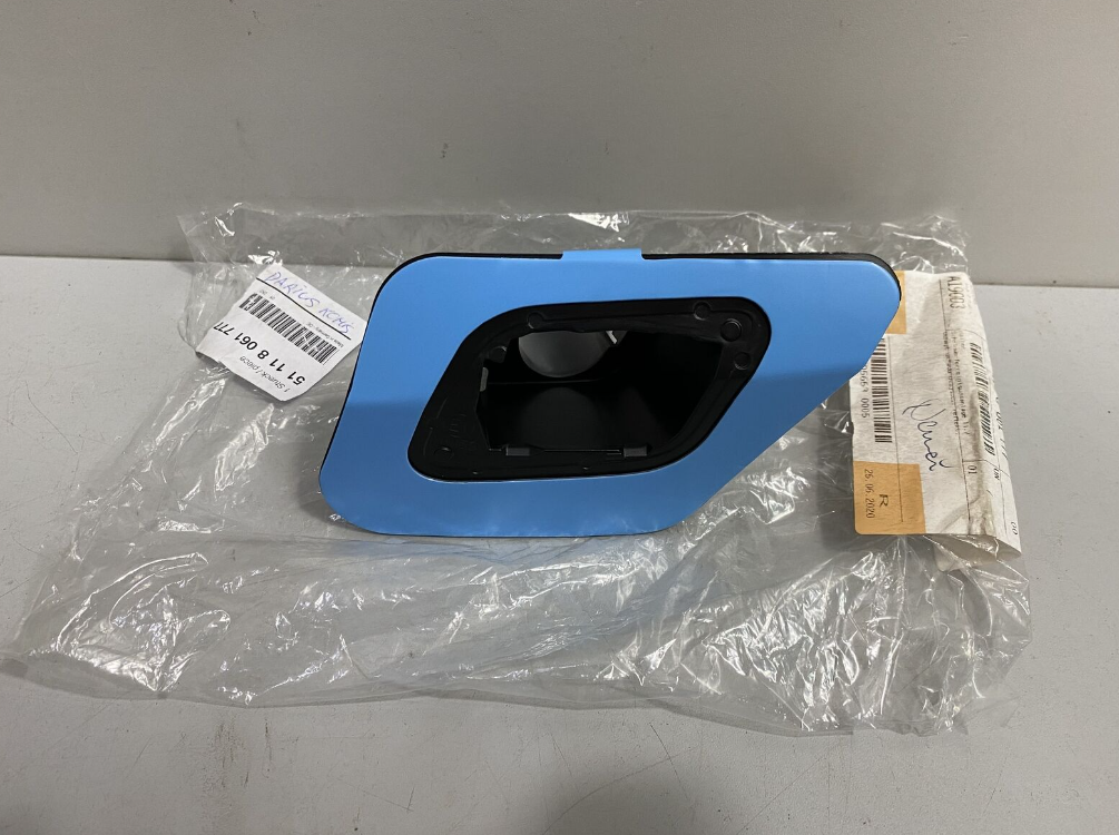 new bmw 5 touring g31 front left headlight washer holder 51118061777 original