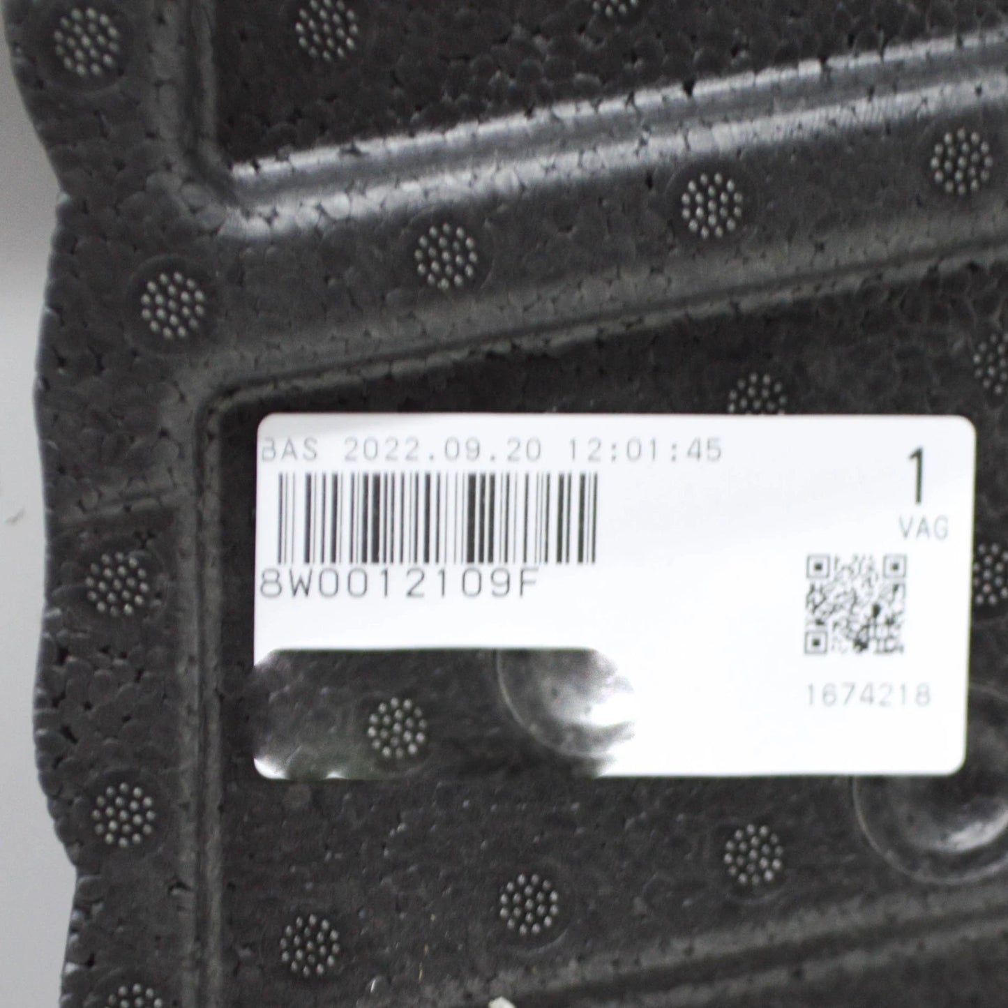 NEW AUDI A5 CABRIO 8W6 STOWAGE BOX 8W0012109F