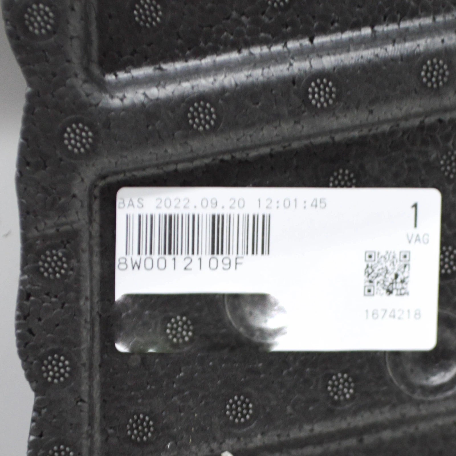 NEW AUDI A5 CABRIO 8W6 STOWAGE BOX 8W0012109F