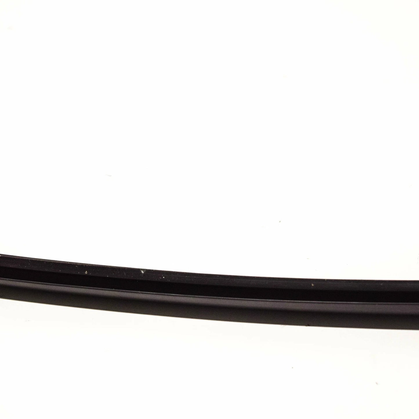 NEW BMW Z4 E85 FRONT WINDSCREEN SEAL RUBBER TRIM 51317017021