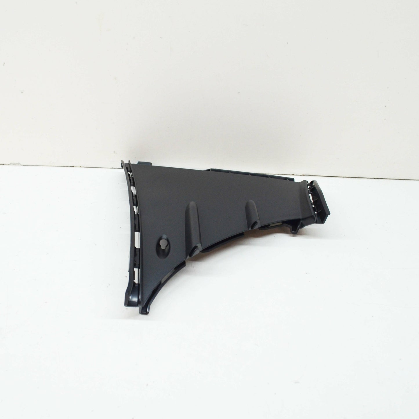 NEW MB B SPORTS TOURER W247 FRONT BUMPER RIGHT LOWER COVER A2478851102 ORIGINAL