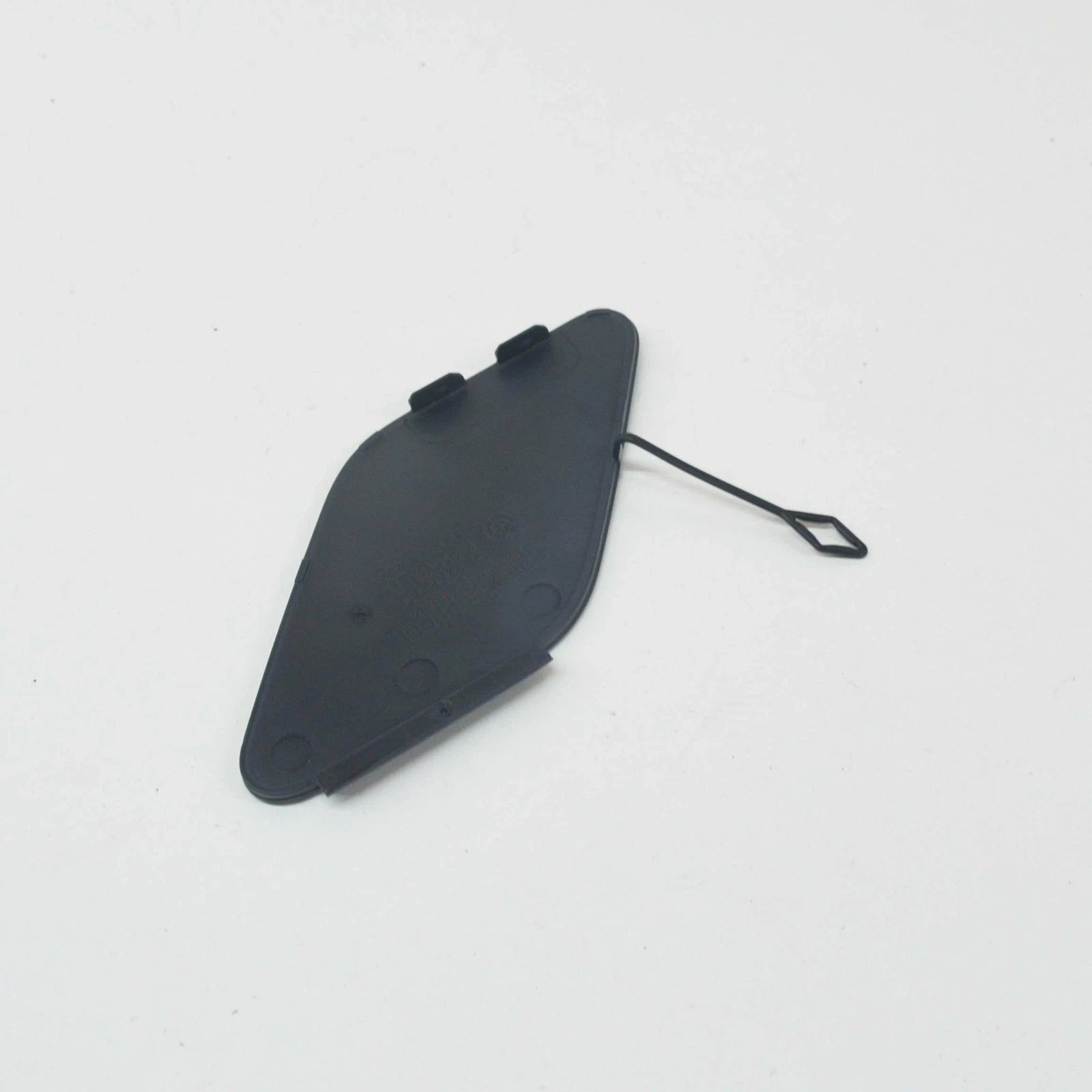 NEW BMW F90 FRONT BUMPER TOW EYE COVER 51118746626 8746626 ORIGINAL