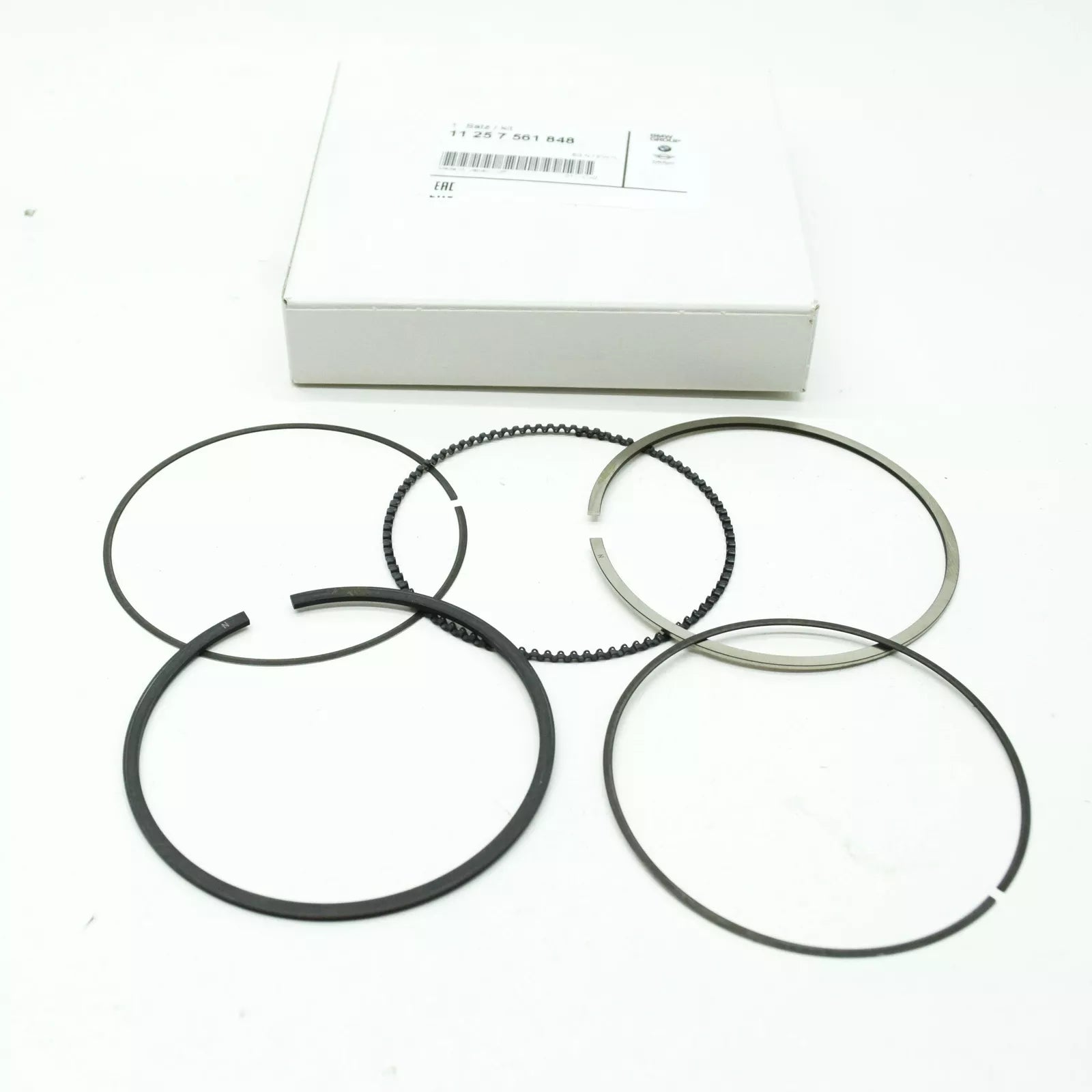NEW BMW 1 E81 ENGINE PISTON RINGS 11257561848 7561848 ORIGINAL