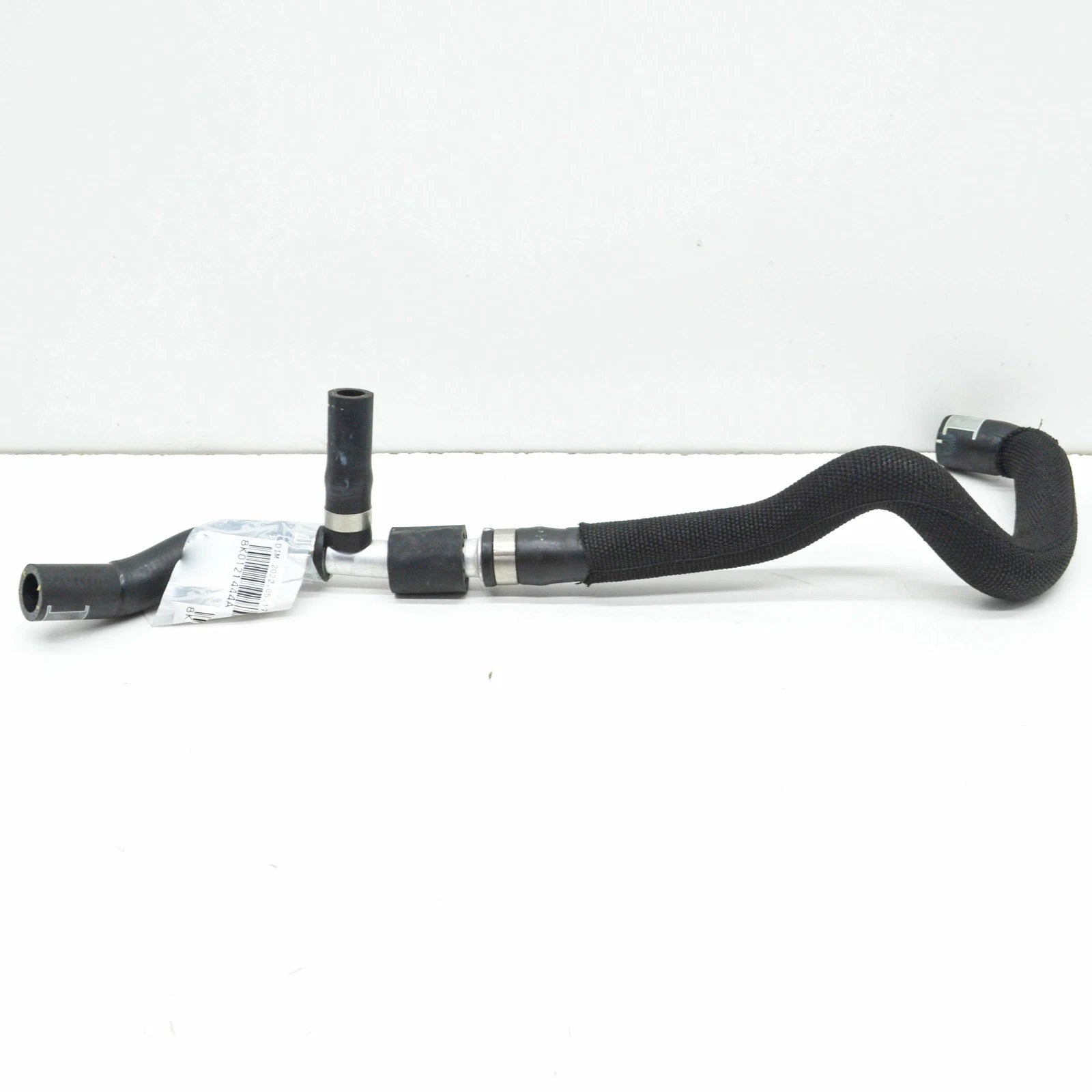 NEW AUDI RS4 AVANT B8 ENGINE COOLANT PIPE HOSE 8K0121444A