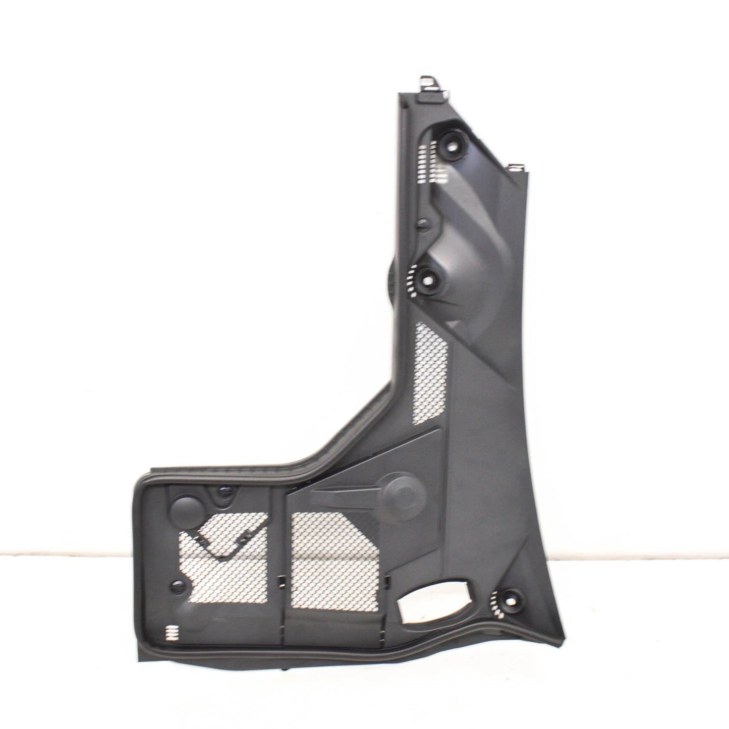 NEW MERCEDES-BENZ C-CLASS W205 FRONT WIPER COWL TRIM LEFT A2058300503 LHD