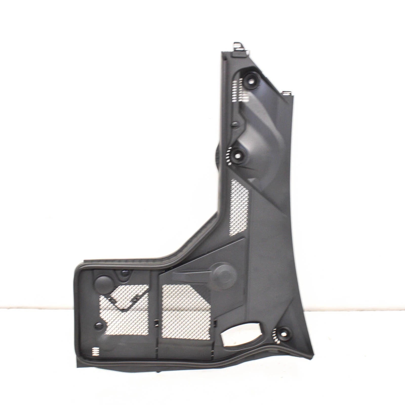 NEW MERCEDES-BENZ C-CLASS W205 FRONT WIPER COWL TRIM LEFT A2058300503 LHD