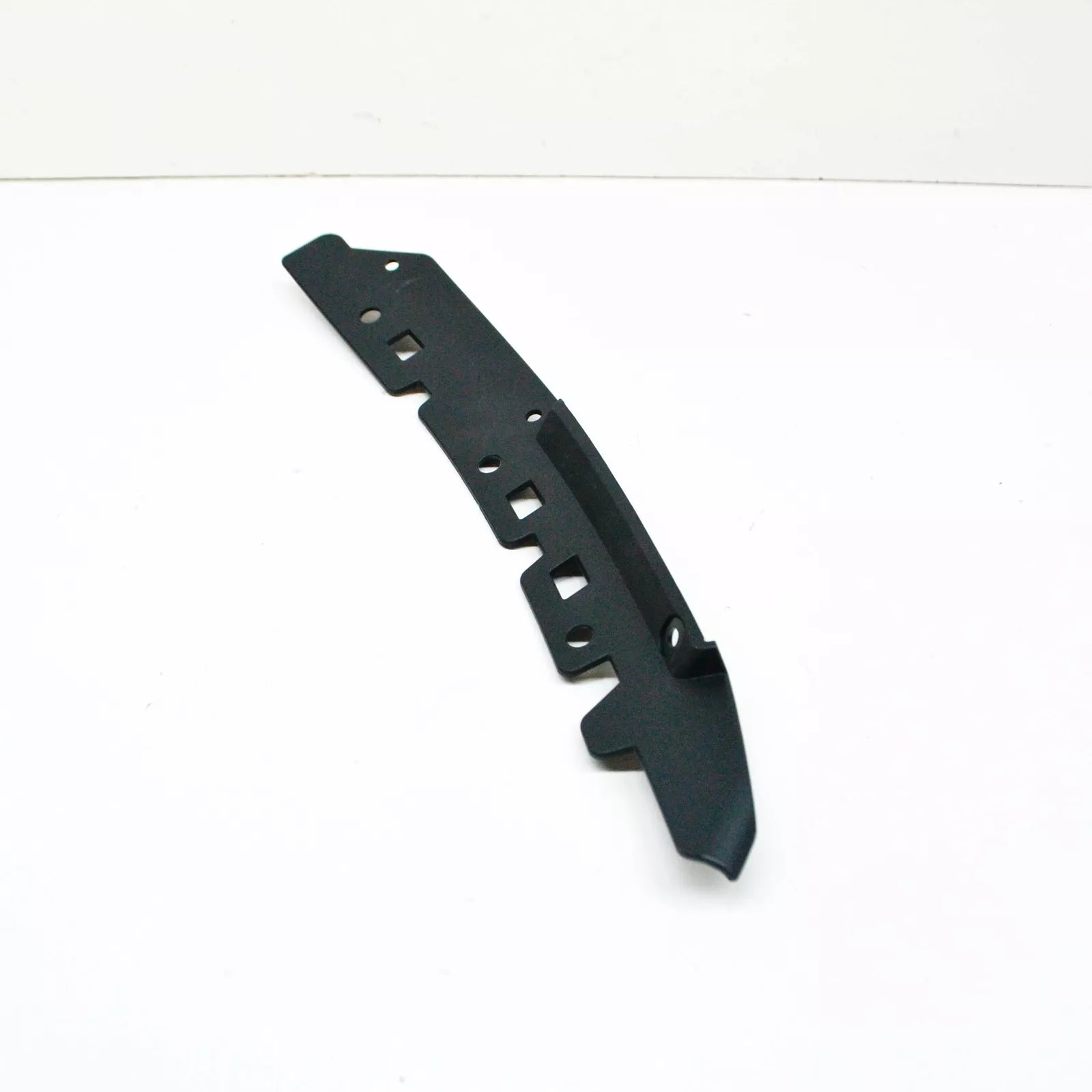 NEW AUDI E-TRON REAR LEFT BUMPER ADAPTER 4KE807409 ORIGINAL