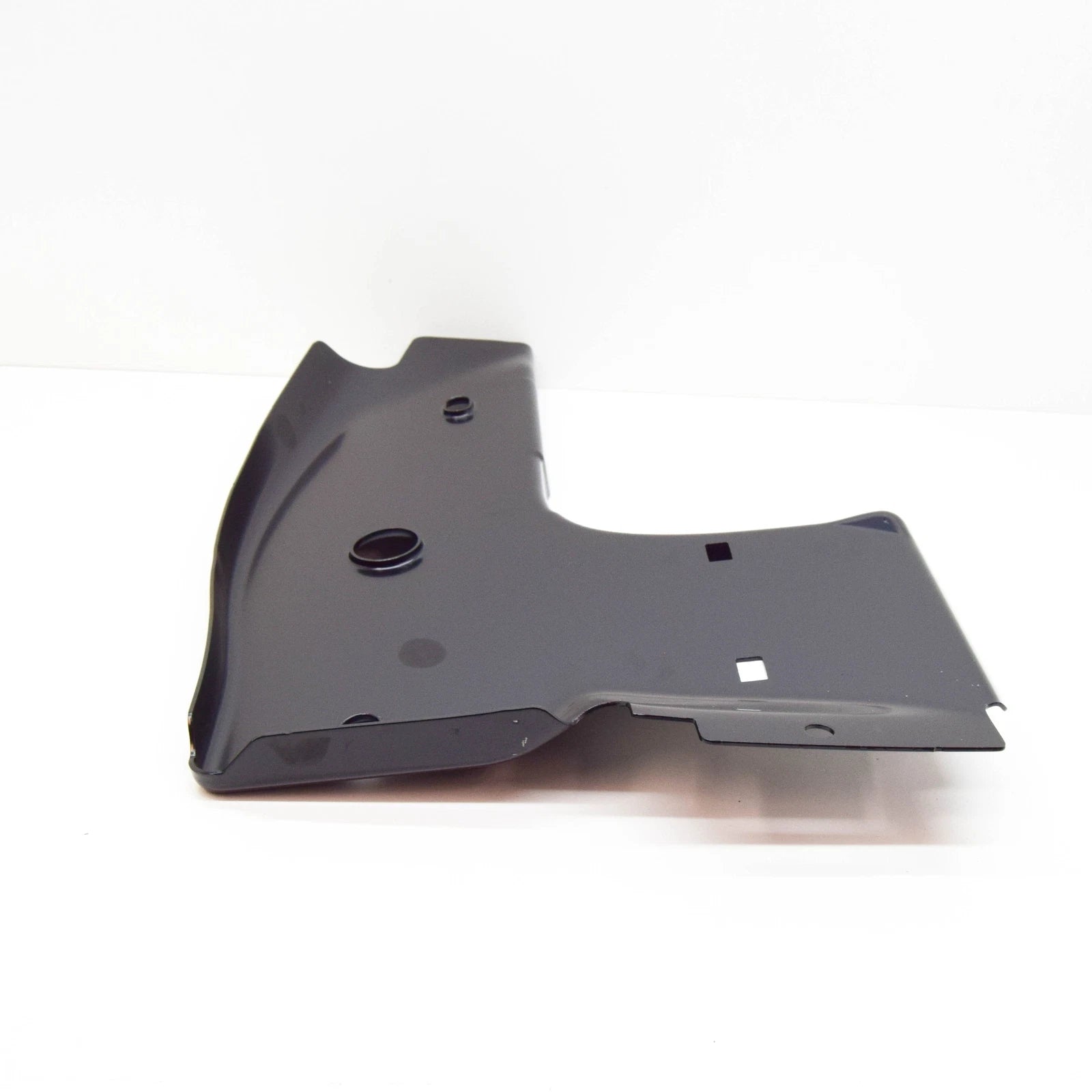NEW VW TRANSPORTER T5 REAR PANEL RIGHT LOWER JUNCTION PLATE 7H0813918B ORIGINAL
