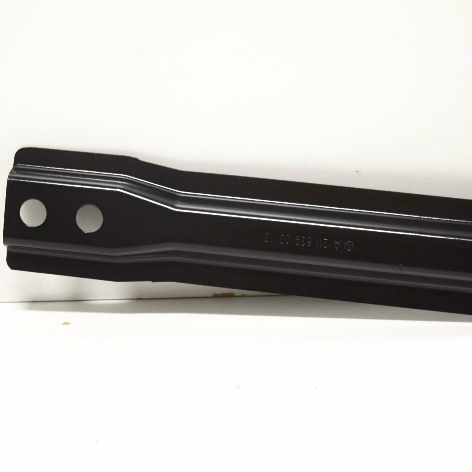 NEW MERCEDES-BENZ E W211 LEFT TRUNK SIDE PANEL BRACE A2116390343 ORIGINAL