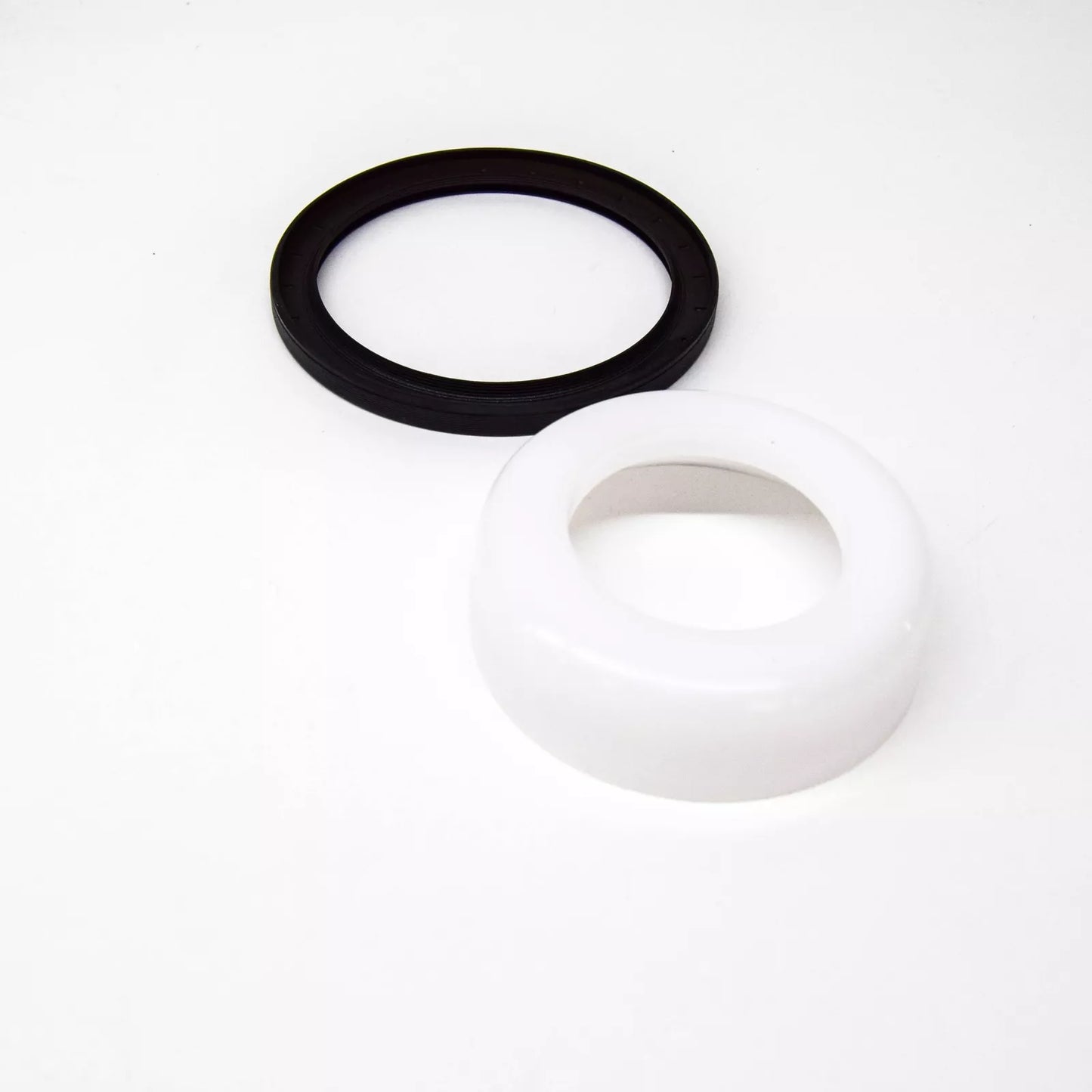 NEW BMW 1 F21 CRANKSHAFT OIL SEAL 7568263 11117568263 ORIGINAL