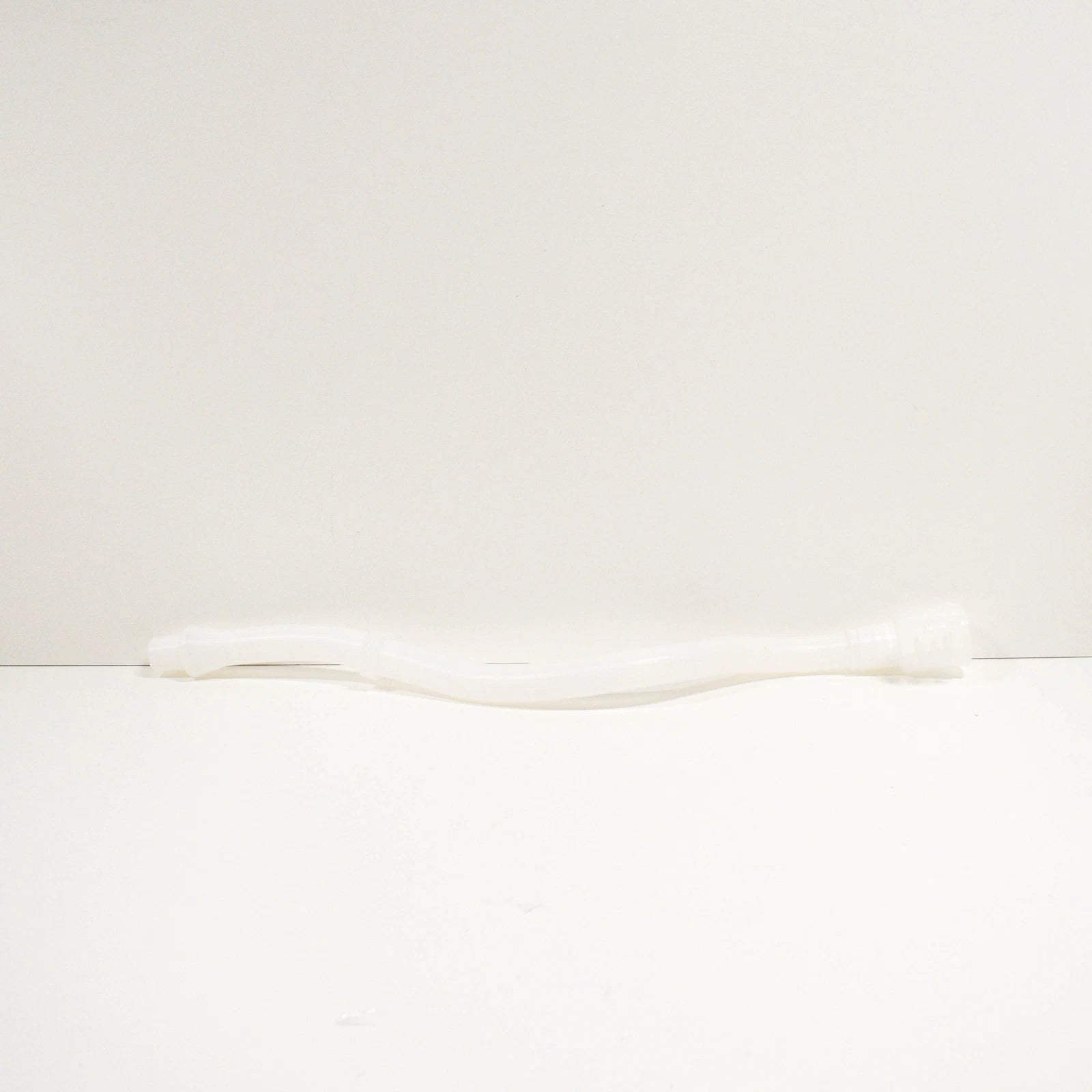 NEW VW CRAFTER FRONT WINDSCREEN WASHER RESERVOIR TANK HOSE 7C0955463A ORIGINAL