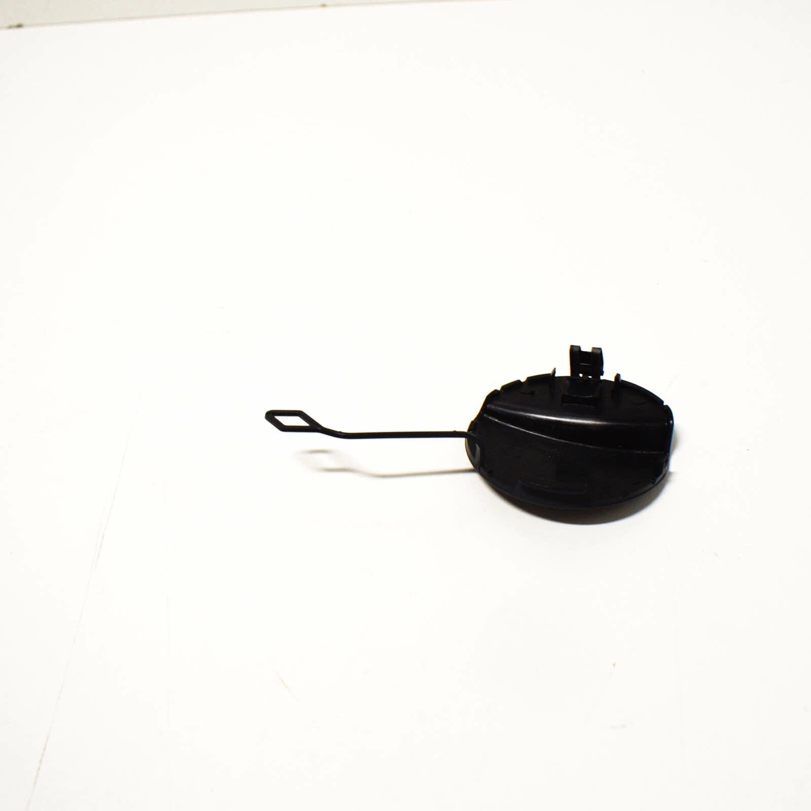NEW BMW M4 F82 REAR M TOW HOOK EYE FLAP 51128061606 8061606 ORIGINAL