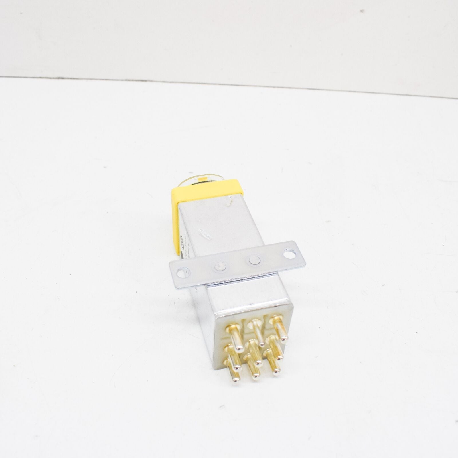 NEW MERCEDES-BENZ C-CLASS W202 RELAY CONTROL MODULE UNIT A0015400845 ORIGINAL