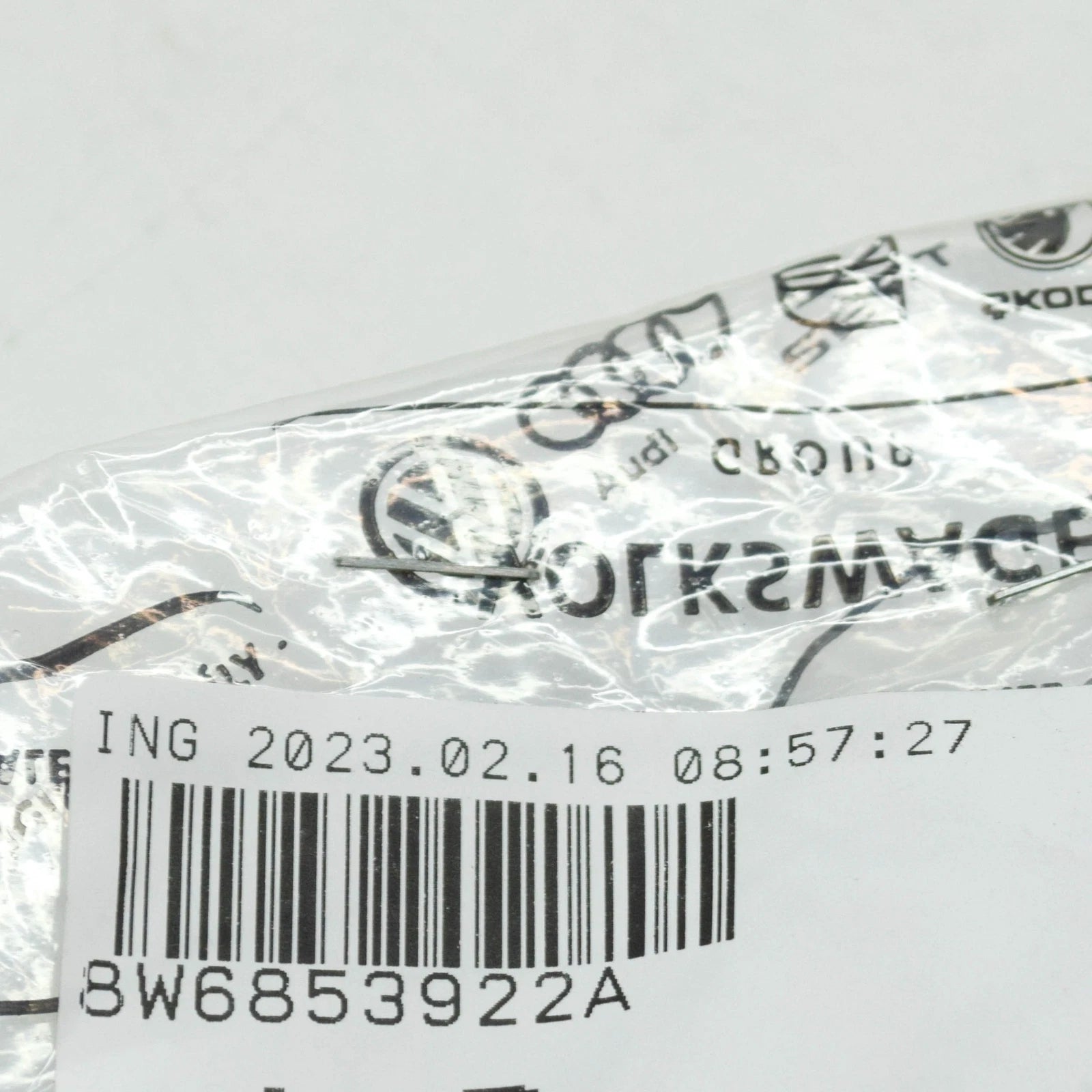 NEW AUDI A5 CABRIO 8W6 RIGHT WHEEL SPOILER BRACKET TRIM 8W6853922A ORIGINAL