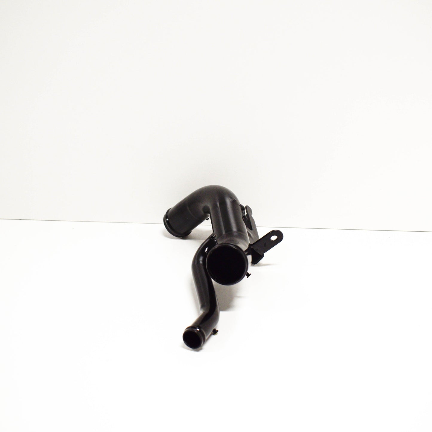 NEW VOLKSWAGEN PHAETON 3D COOLANT PIPE HOSE 3D0121065FQ ORIGINAL