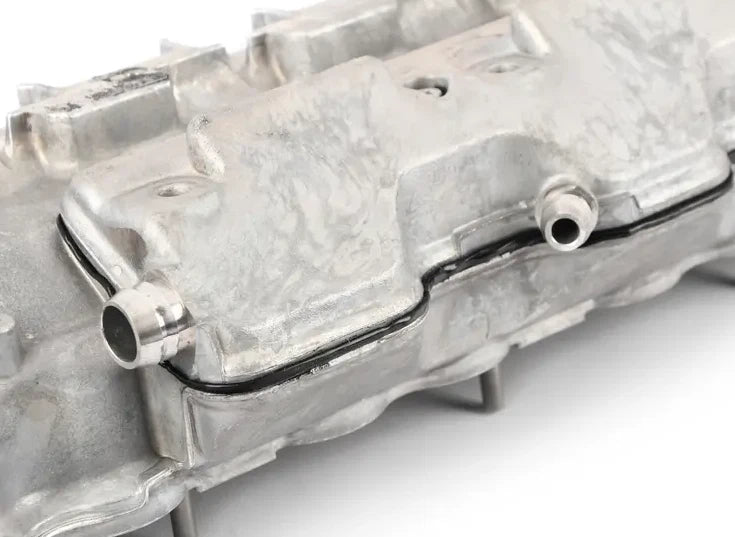 NEW MERCEDES-BENZ SLK R171 LEFT SIDE VALVE COVER A1130100730 ORIGINAL