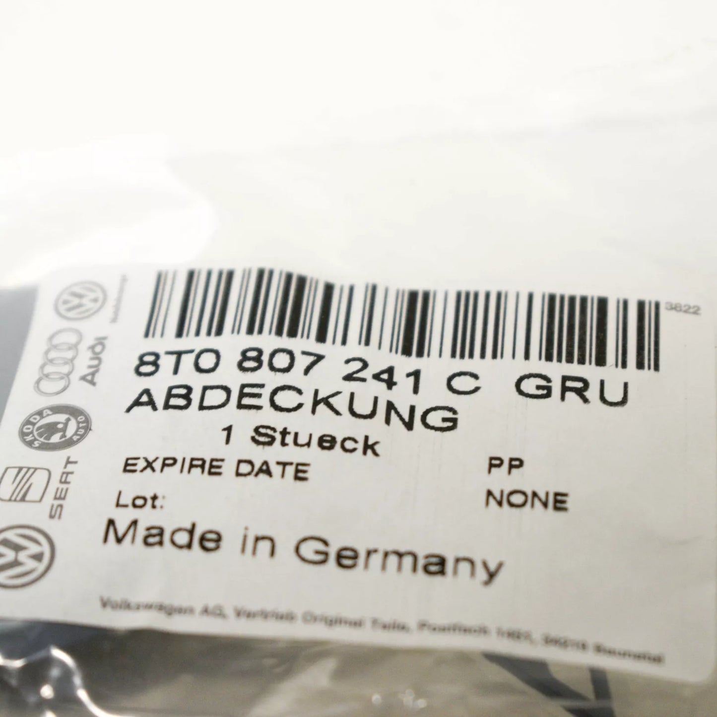 NEW AUDI A5 SPORTBACK 8TA FRONT BUMPER TOW HOOK EYE COVER 8T0807241CGRU ORIGINAL