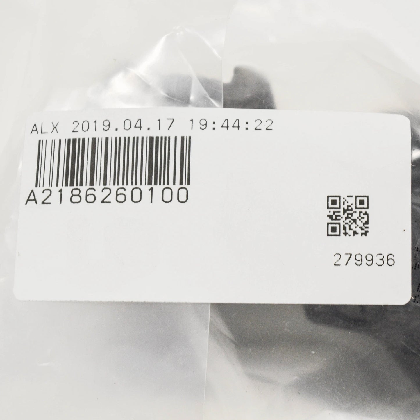 NEW MB CLS C218 RADIATOR SUPPORT LEFT INSULATION A2186260100 ORIGINAL