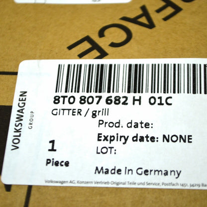 NEW AUDI A5 8T RIGHT SIDE LIGHT FOG GRILLE 8T0807682H01C 8T0807682H 01C