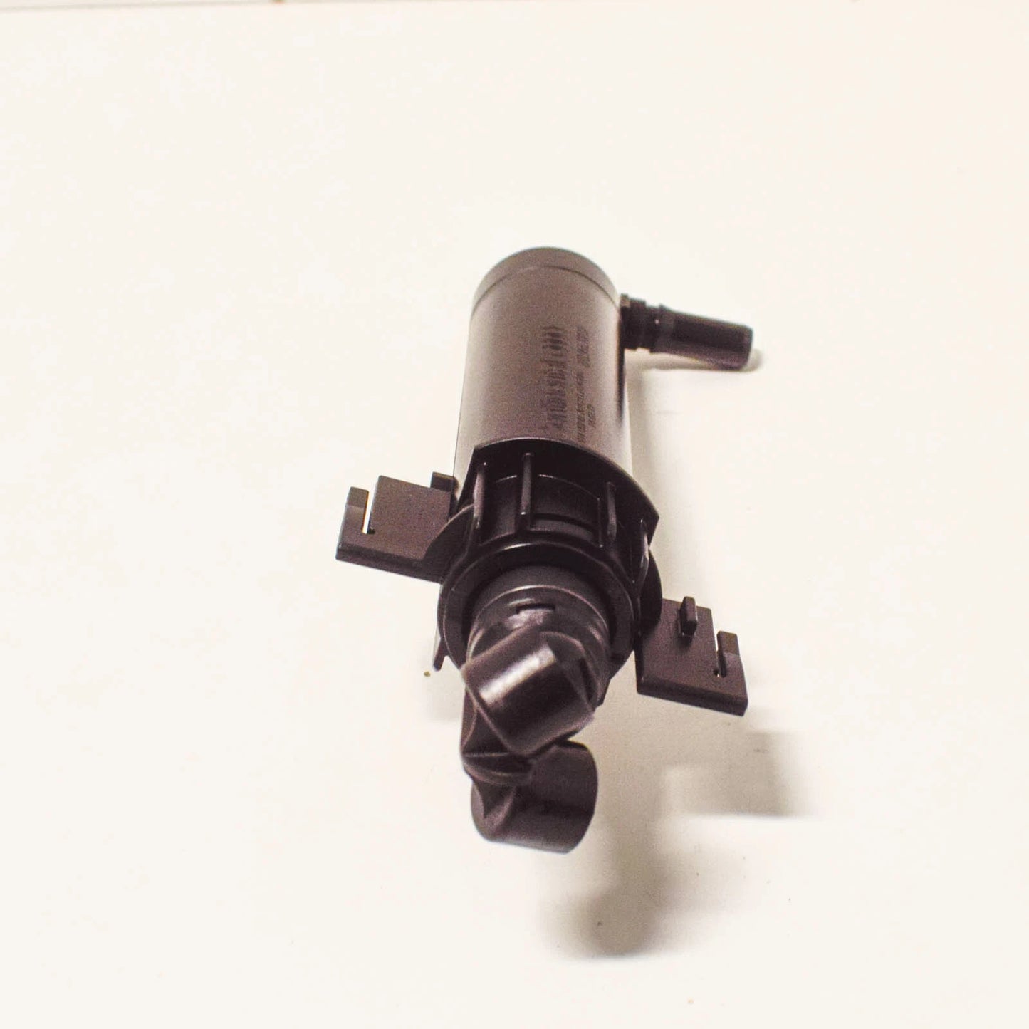 NEW AUDI A5 8T RS5 FRONT RIGHT HEADLAMP WASHER NOZZLE 8T0955102D 2016