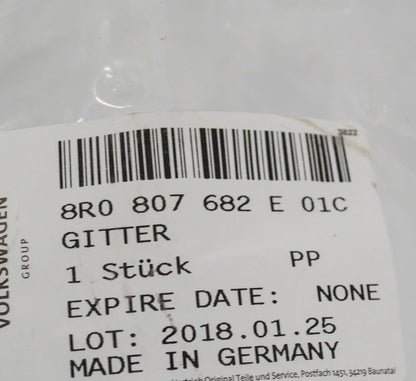 NEW AUDI Q5 8R FRONT RIGHT BUMPER FOG LIGHT GRILL 8R0807682E01C 2011 ORIGINAL