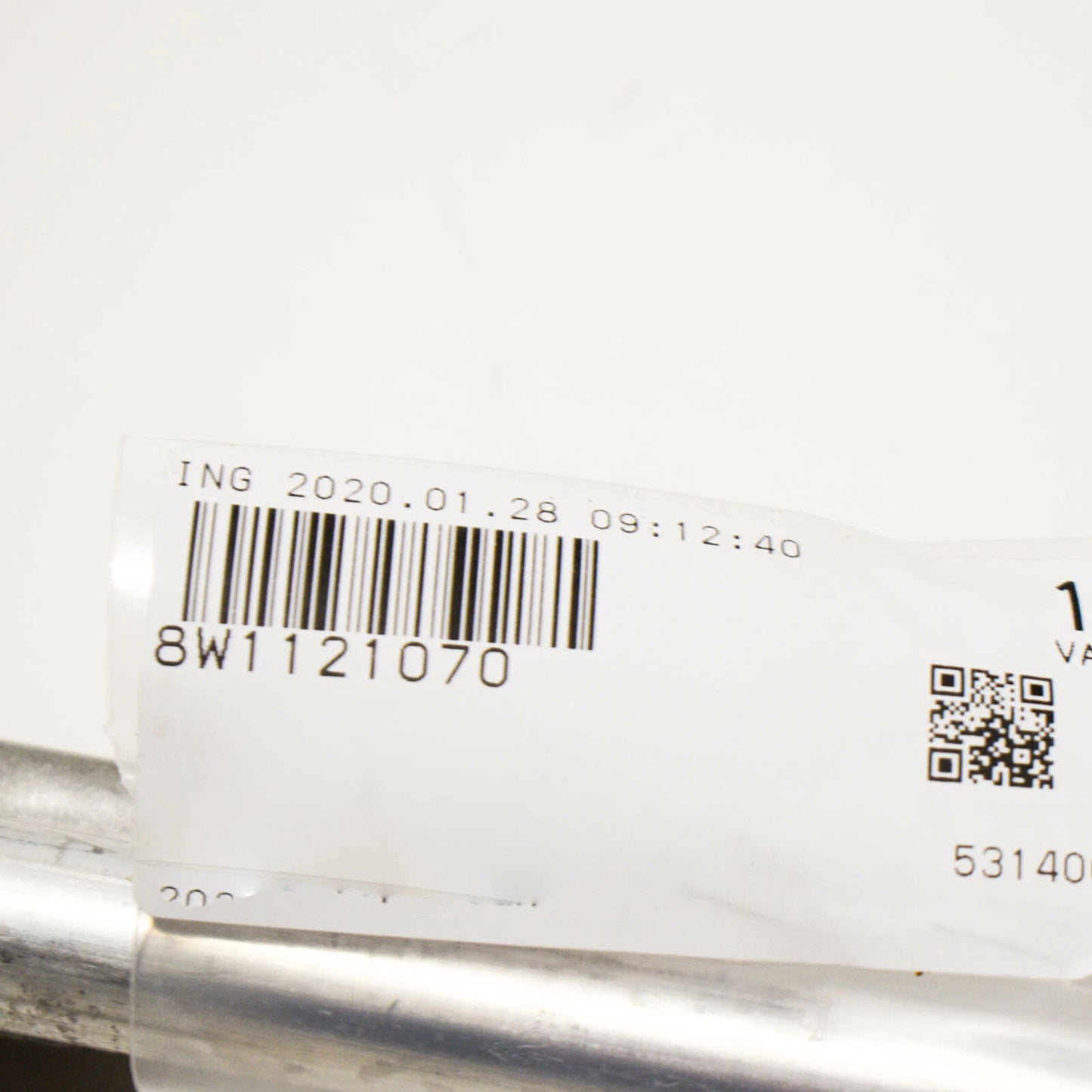 NEW AUDI S5 8W6 ENGINE COOLANT CROSSOVER PIPE 8W1121070