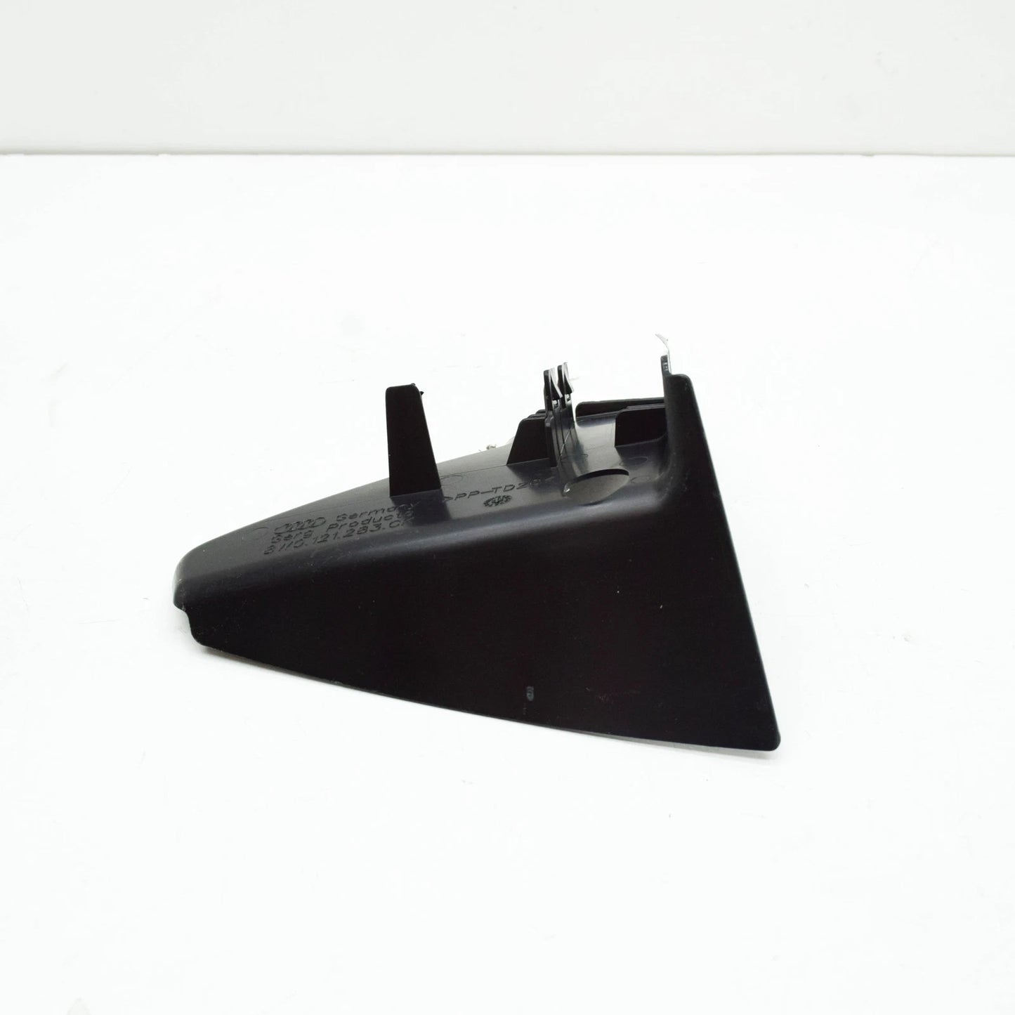 NEW AUDI A4 B9 LEFT AIR GUIDE 8W0121283CK ORIGINAL