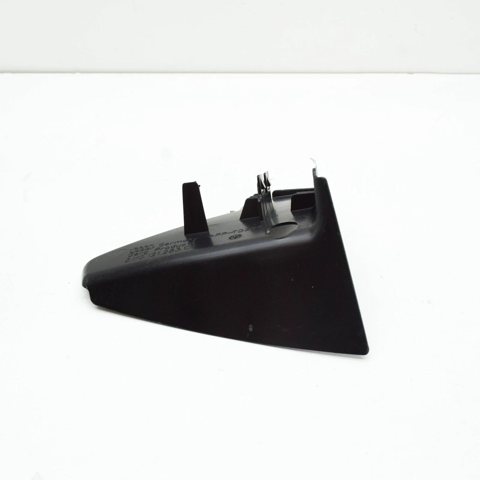 NEW AUDI A4 B9 LEFT AIR GUIDE 8W0121283CK ORIGINAL