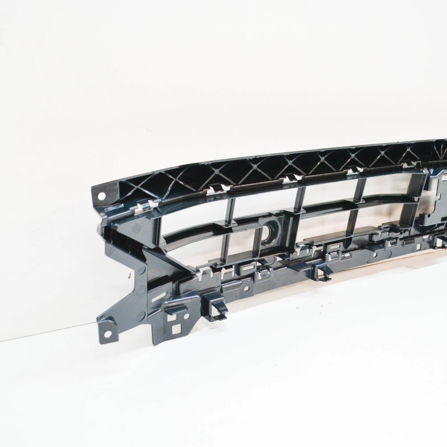 NEW AUDI Q3 F3 FRONT BUMPER LOWER GRILLE 83A807683C9B9 83A807683C 9B9 ORIGINAL