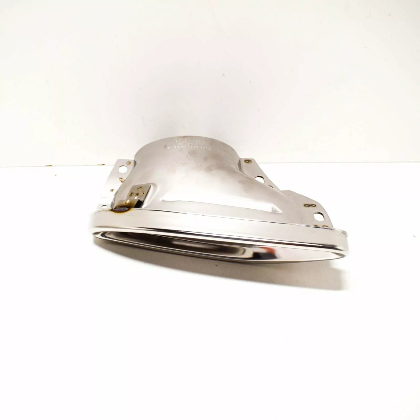 NEW MERCEDES-BENZ E W213 LEFT TAIL PIPE COVER A2134903301