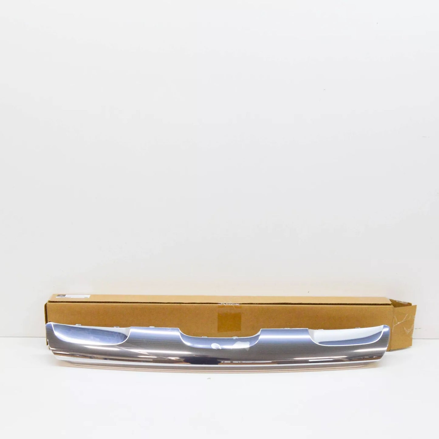 NEW MERCEDES-BENZ GLE W167 REAR BUMPER CENTER TRIM A1678857500 ORIGINAL