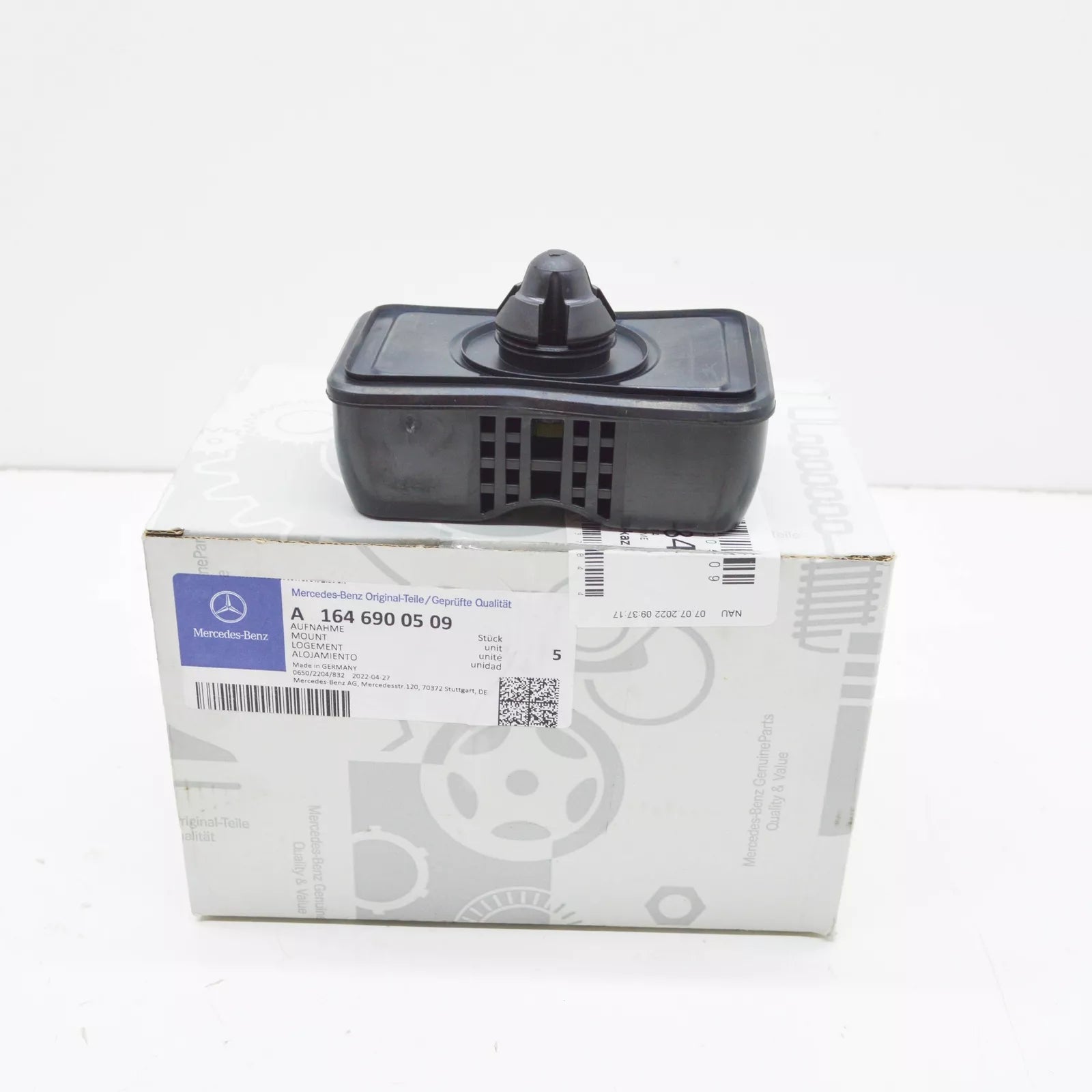 NEW MERCEDES-BENZ ML W164 JACK TAKE-UP DEVICE FIXTURE A1646900509 ORIGINAL