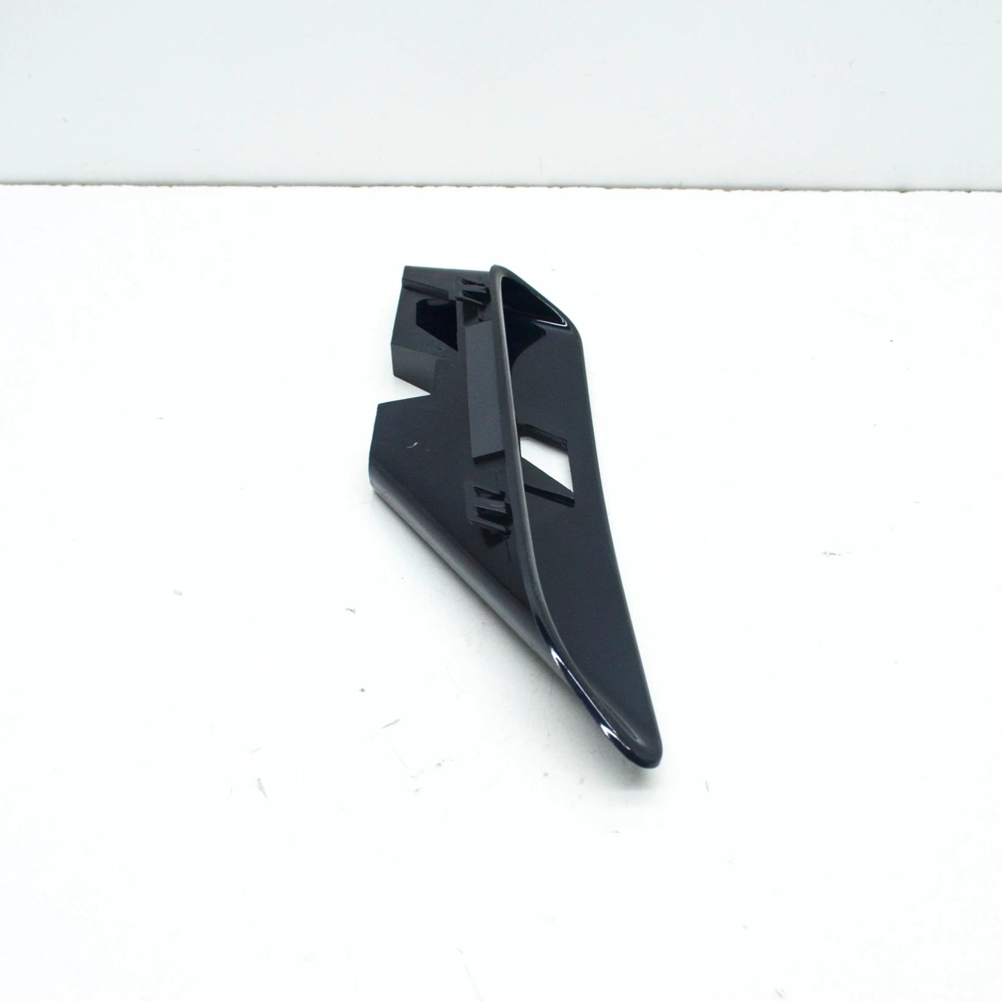 NEW BMW M5 F90 FRONT LEFT FENDER SIDE M AIR DUCT 51138071511 8071511 ORIGINAL