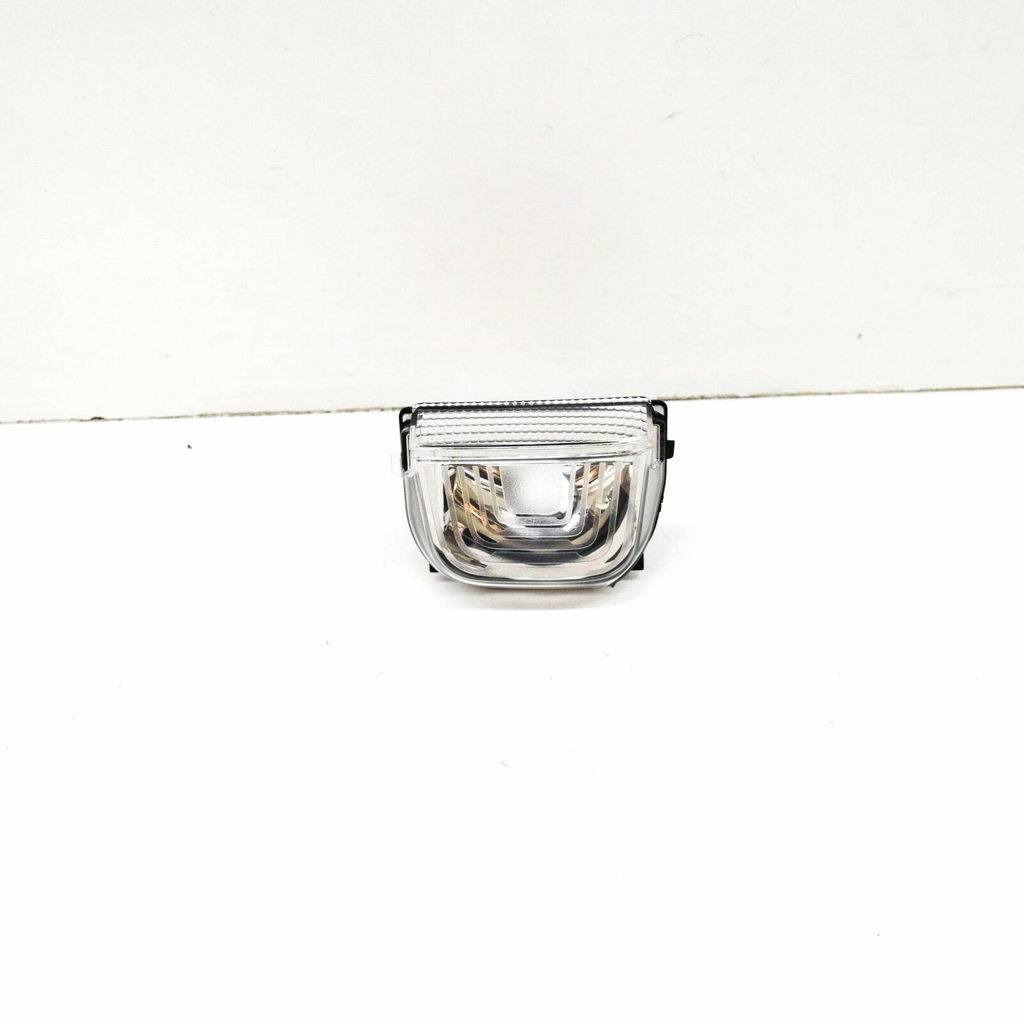 NEW MB SPRINTER W910 FRONT LEFT MIRROR TURN INDICATOR A9109064700 ORIGINAL