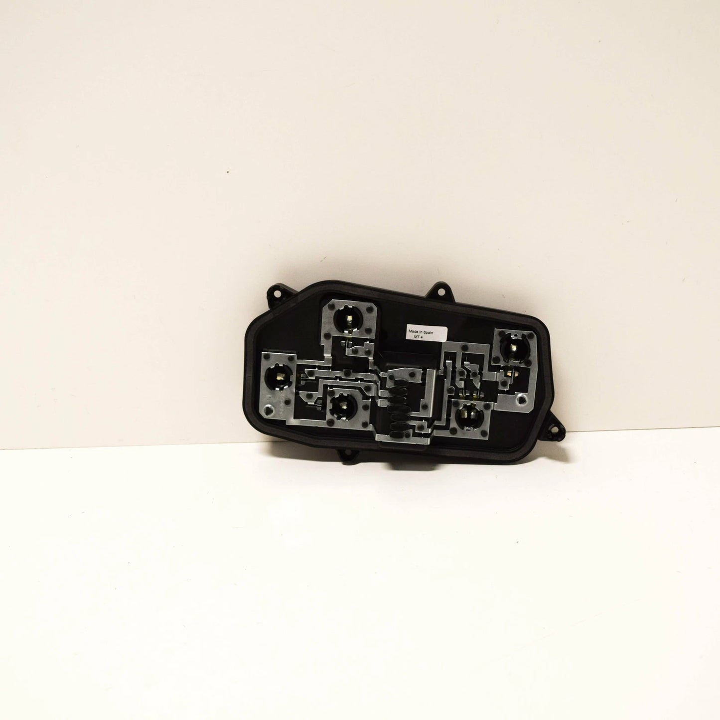 NEW VOLKSWAGEN TRANSPORTER T5 REAR RIGHT TAILLIGHT BULB HOLDER 7E5945258