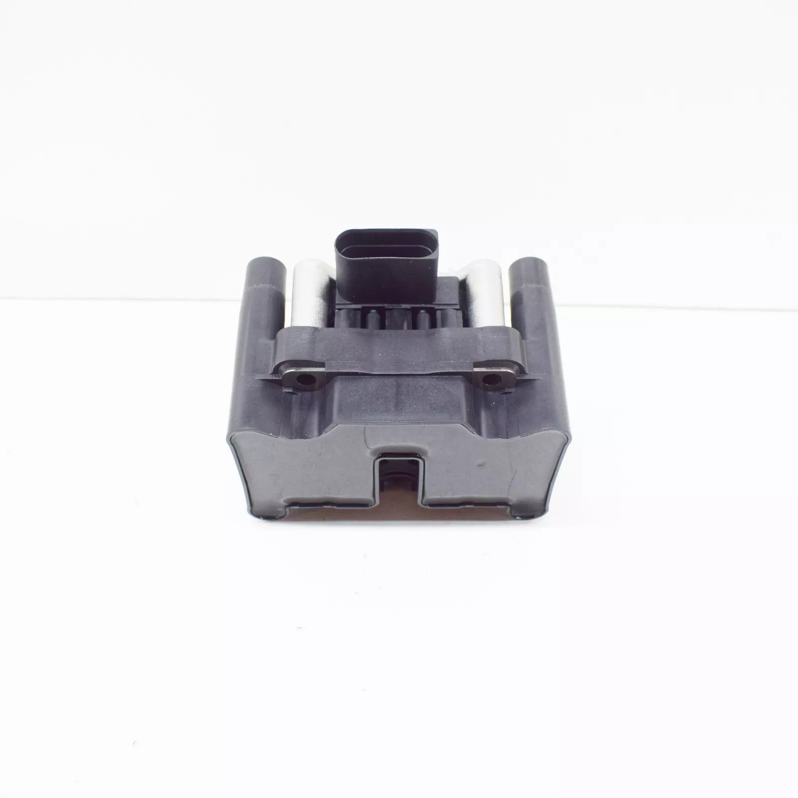 NEW VOLKSWAGEN GOLF MK4 IGNITION COIL PACK 032905106F ORIGINAL