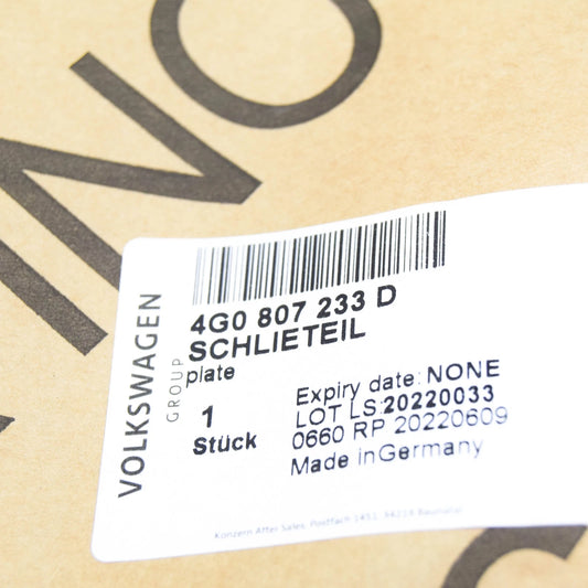 NEW AUDI RS6 C7 FRONT BUMPER UPPER CENTRE CLOSING ELEMENT 4G0807233D ORIGINAL