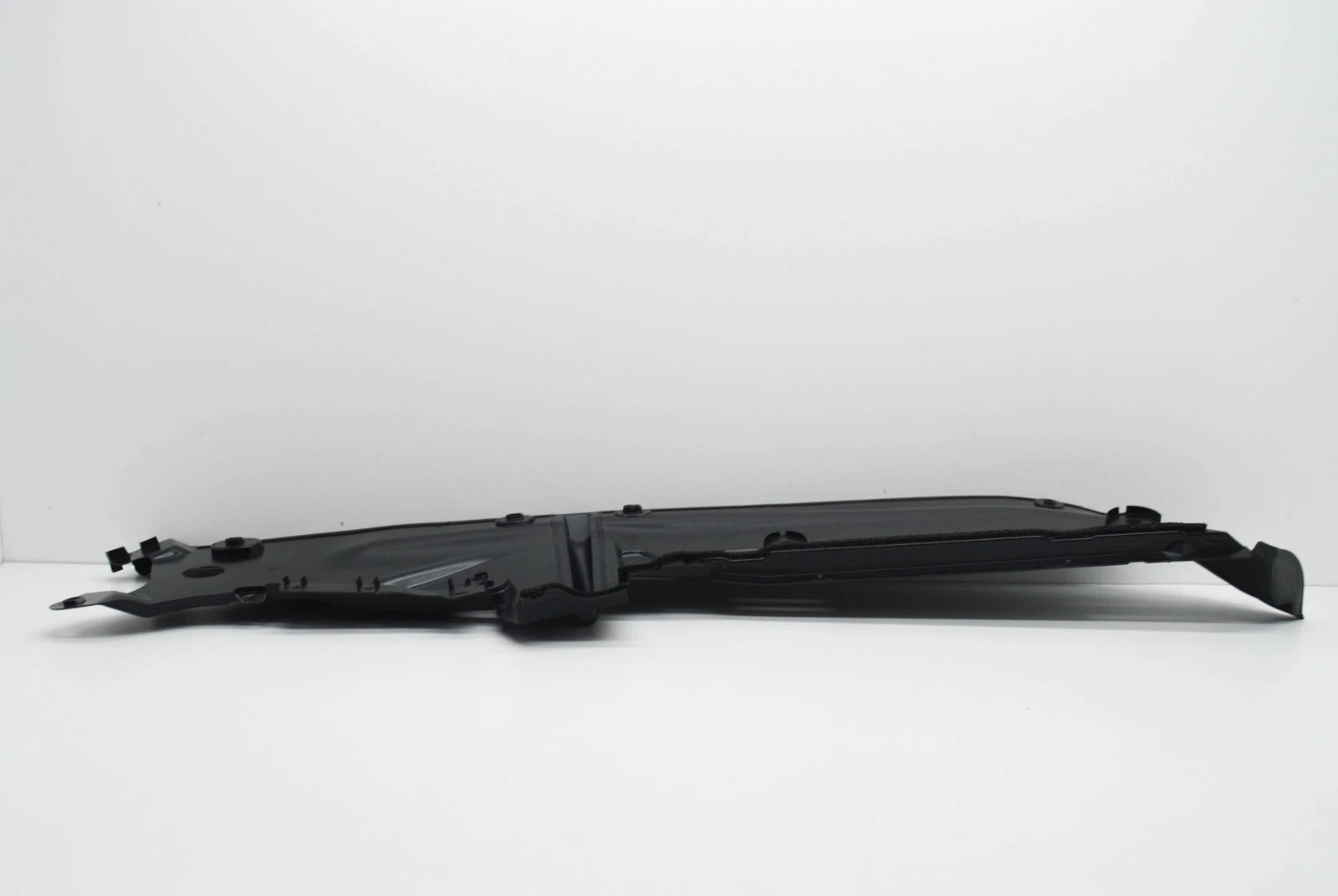 NEW BMW 7 G11 FRONT BONNET HOOD LEFT SIDE SEALING 51767475289 ORIGINAL