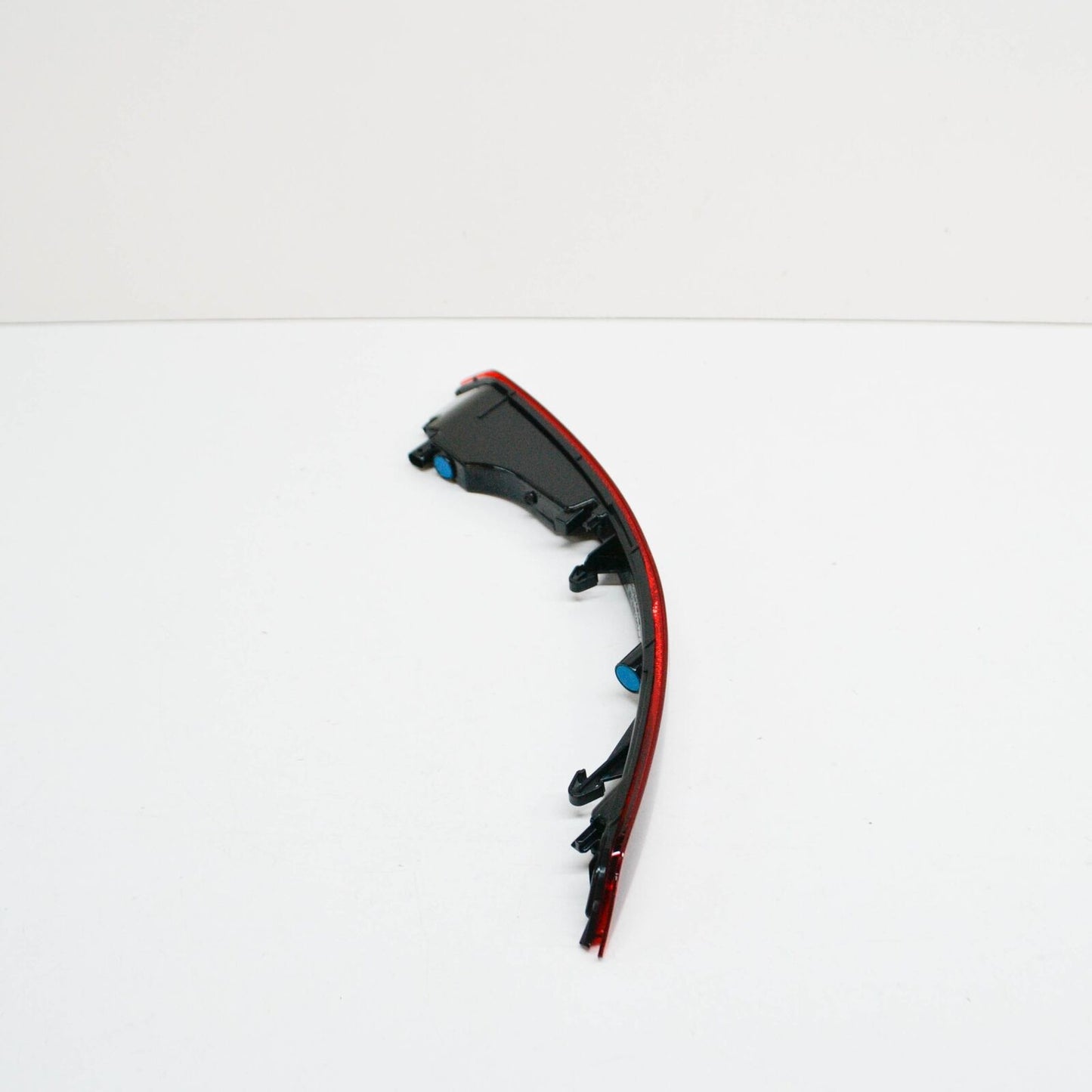 NEW AUDI Q8 4MN REAR RIGHT BUMPER REFLECTOR 4M8945702 ORIGINAL