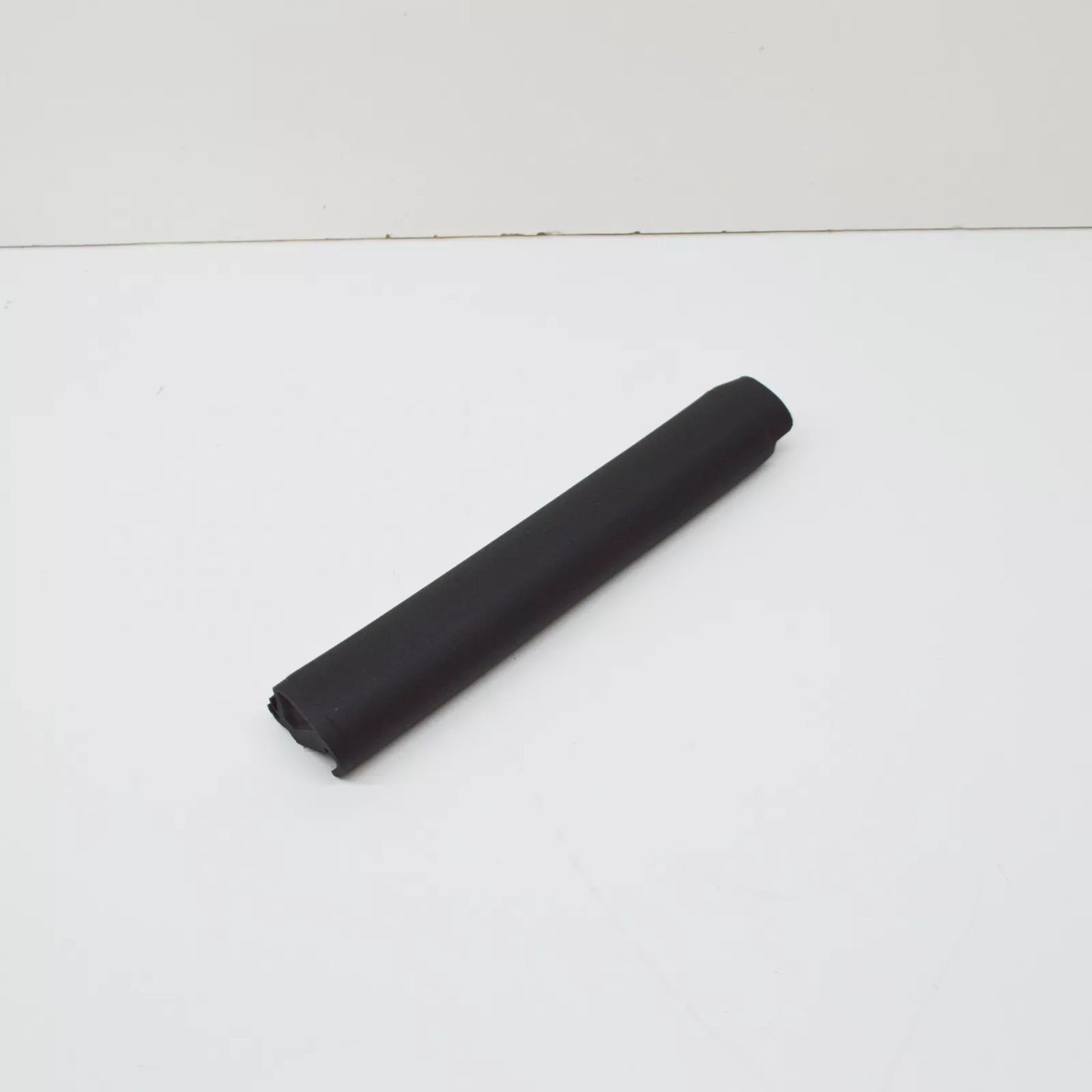 NEW AUDI TT 8J SOFT TOP FRAME FRONT RIGHT SEAL 8J7871456 ORIGINAL