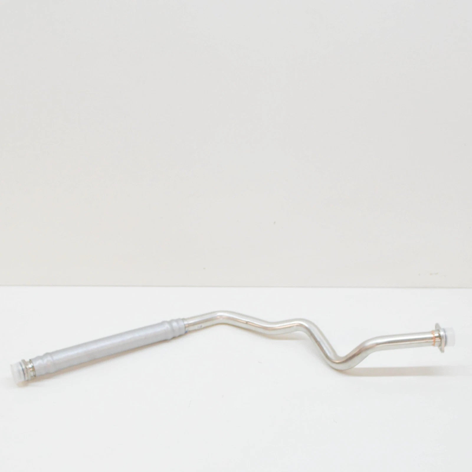 NEW AUDI R8 OIL HOSE 420115687Q ORIGINAL