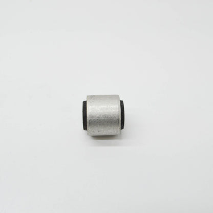 NEW MERCEDES-BENZ C W205 REAR CONTROL ARM BUSHING A2053520508 ORIGINAL