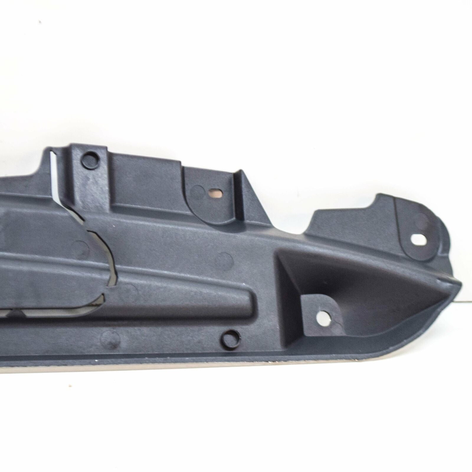 new bmw x5 g05 f95 m rear center floor pan splash shield 51758070788 original