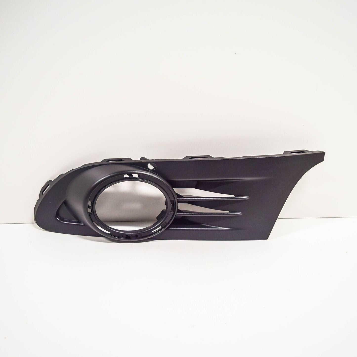 NEW VW GOLF PLUS MK5 FRONT BUMPER LEFT AIR VENT GRILLE 5M0853665K9B9 ORIGINAL