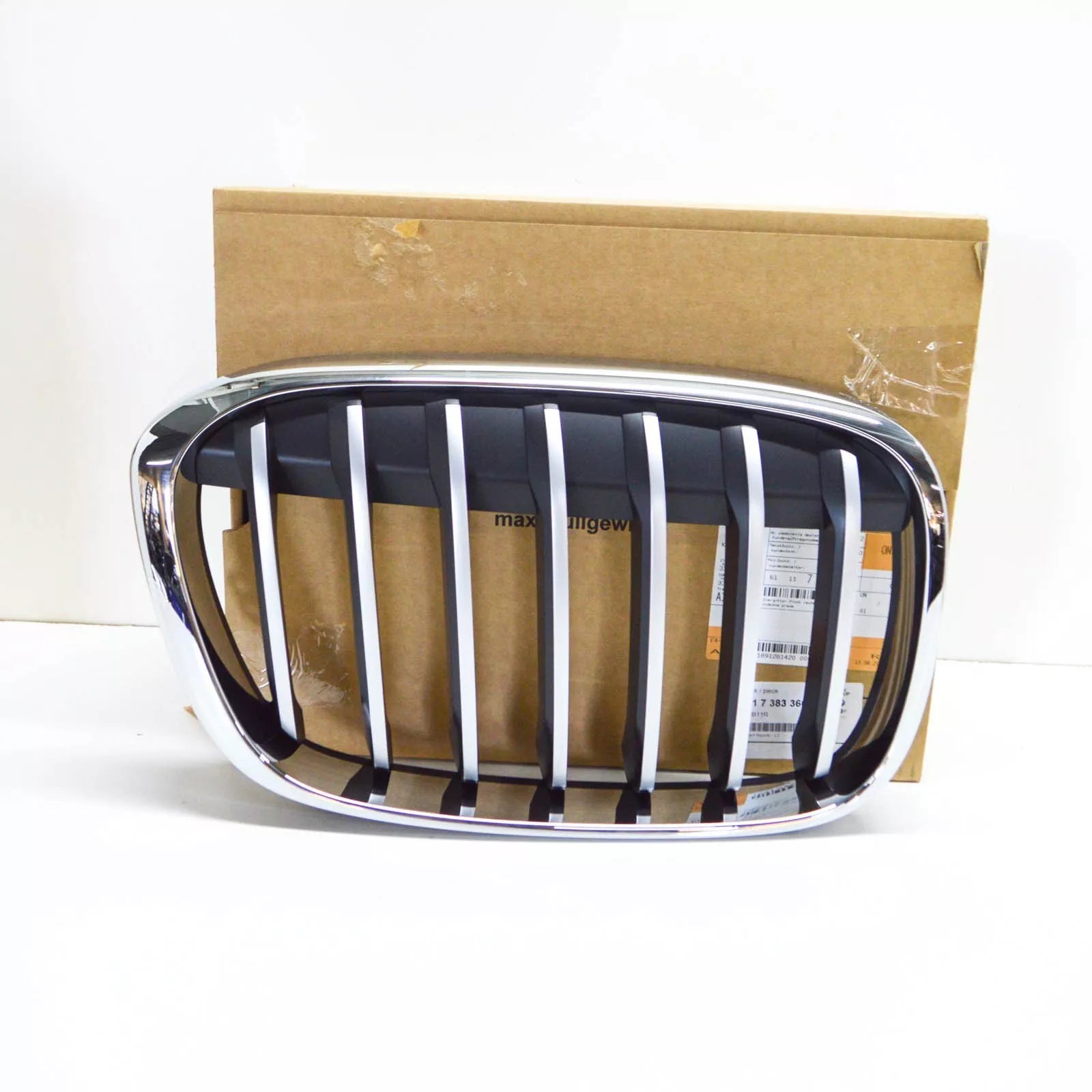 NEW BMW X1 F48 RADIATOR RIGHT GRILLE X LINE 51117383366 7383366 2015 ORIGINAL