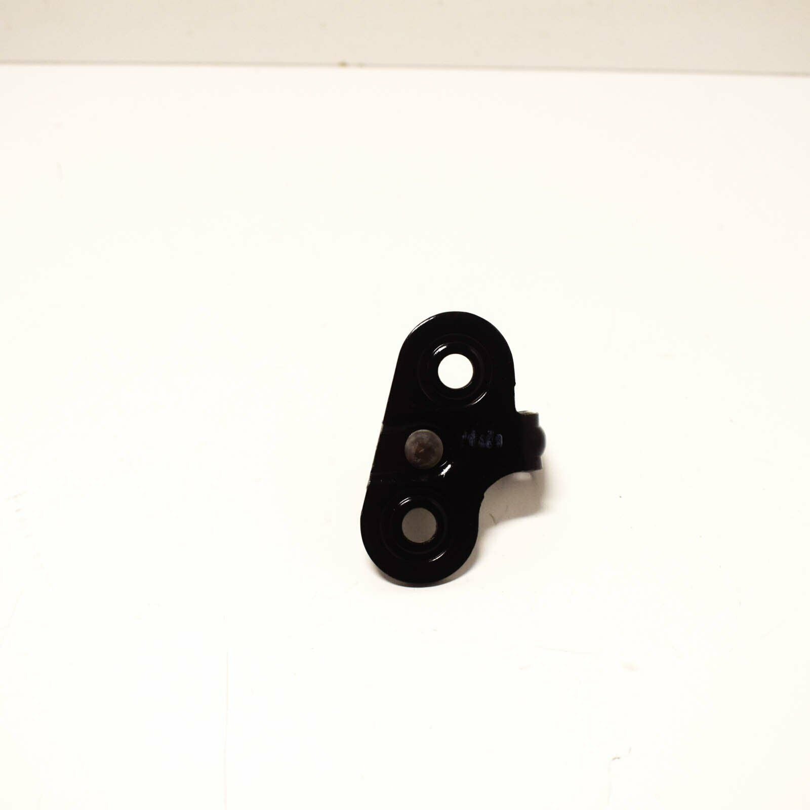 NEW VOLKSWAGEN TOUAREG 7L REAR LID LOWER STRIKER PLATE 7H0827512B ORIGINAL