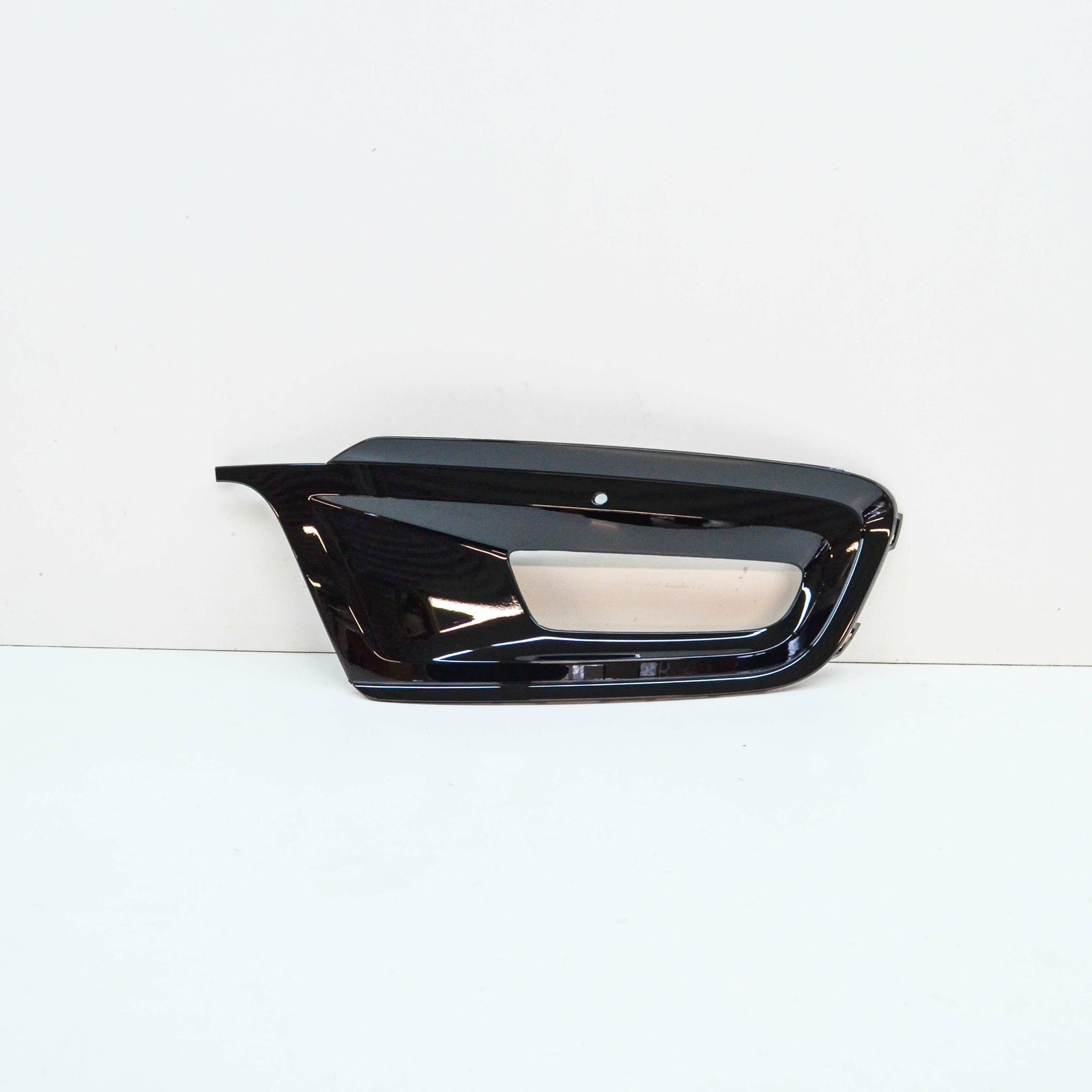 NEW VW POLO 6R FRONT BUMPER RIGHT GRILLE R-LINE 6C0853666F041 ORIGINAL